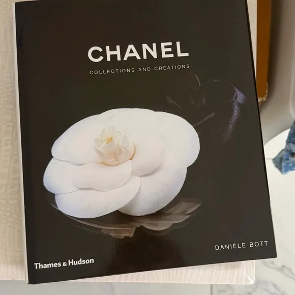 Chanel Collections and Creations Book - Black Cover - Picture 1 of 6